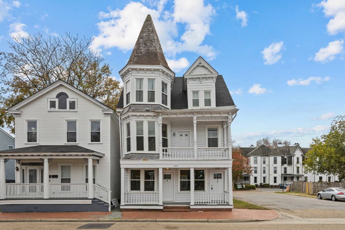 Apartment for rent at 635 S St, Portsmouth, VA 23704