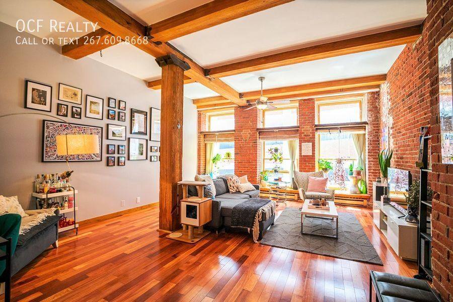 Condo for rent at 122-24 Chestnut St #203, Philadelphia, PA 19106