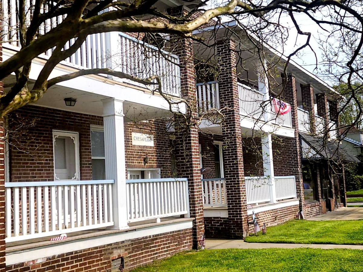 Apartment for rent at 1143 Chesapeake Ave, Chesapeake, VA 23324