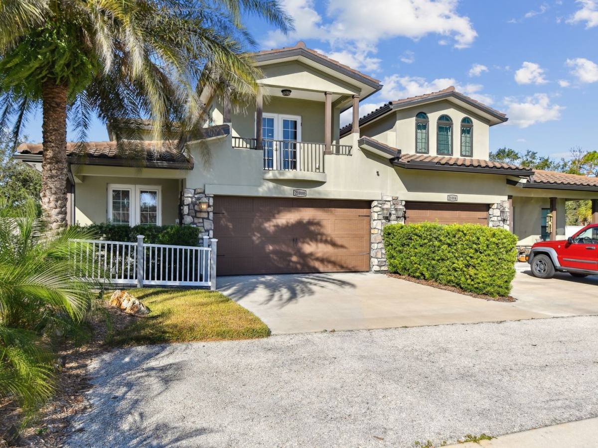 Apartment for rent at 21000 Isola Bella Circle, Venice, FL 34292