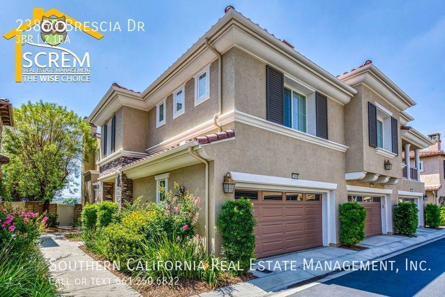 Townhouse for rent at 23850 Brescia Dr, Valencia, CA 91354