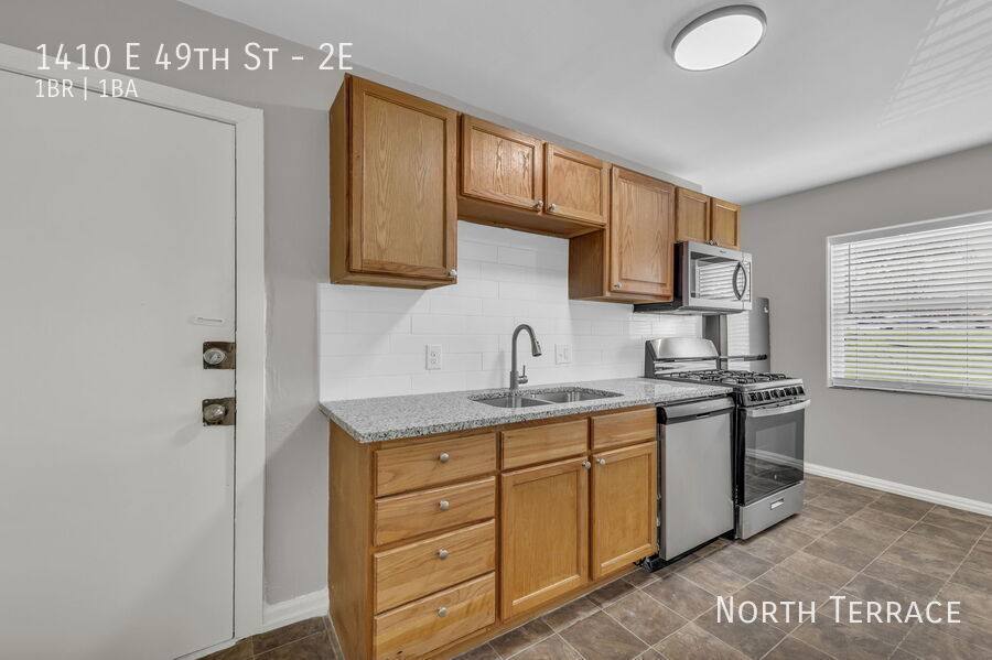 Apartment for rent at 1410 E 49th St #2E, Kansas City, MO 64110