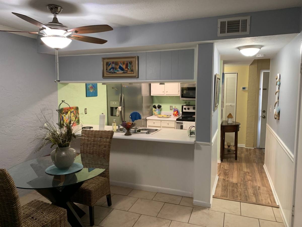 Townhouse for rent at 6903 N Lagoon Dr, Panama City, FL 32408