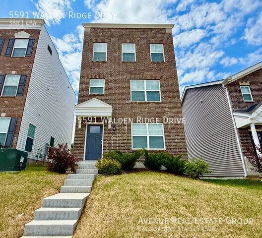 House for rent at 5591 Walden Ridge Dr, Saint Louis, MO 63128