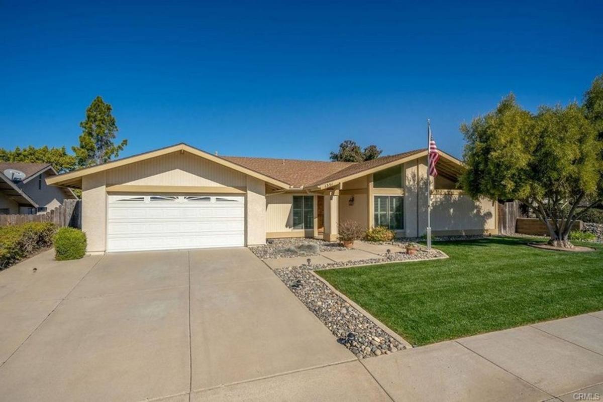 1551 Oak Knoll Rd, Santa Maria, CA 93455