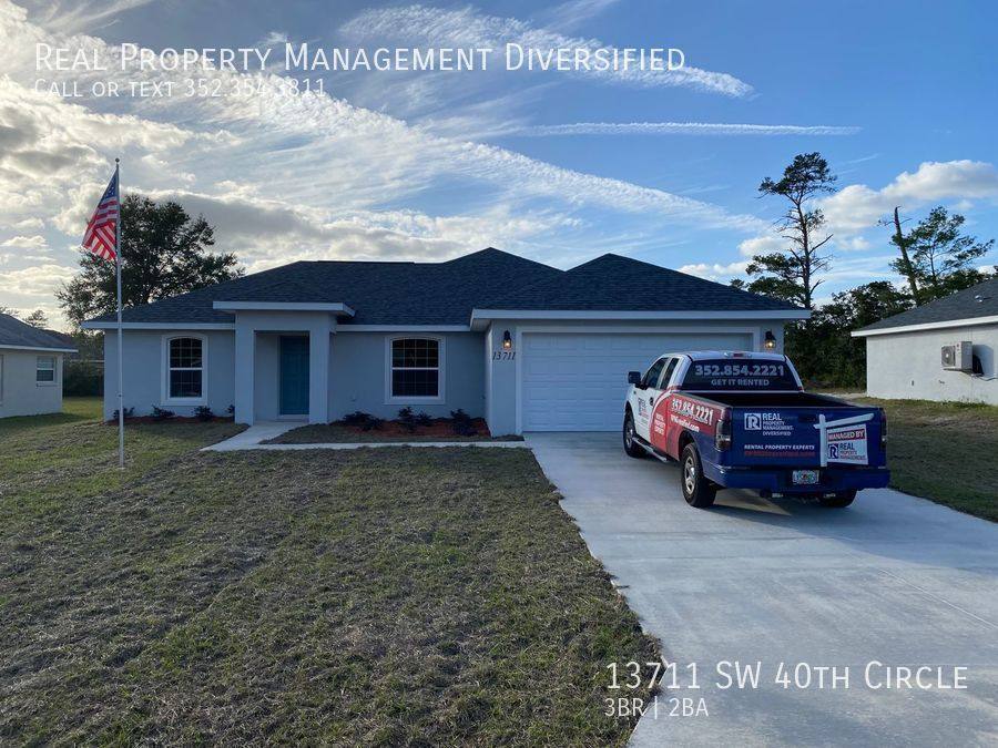 House for rent at 13711 SW 40th Circle, Ocala, FL 34473