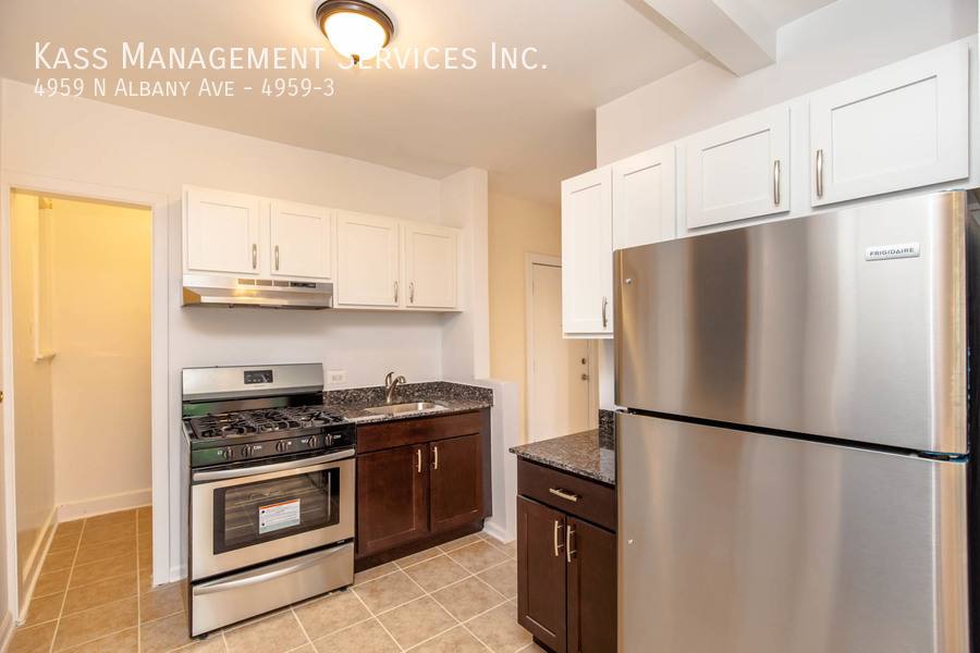 Apartment for rent at 4959 N Albany Ave #3, Chicago, IL 60625