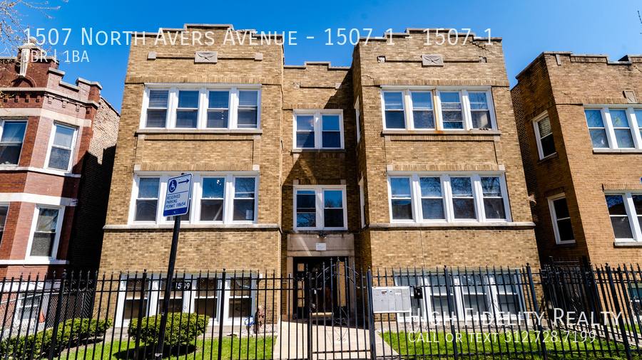 Apartment for rent at 1507 N Avers Ave #1, Chicago, IL 60651