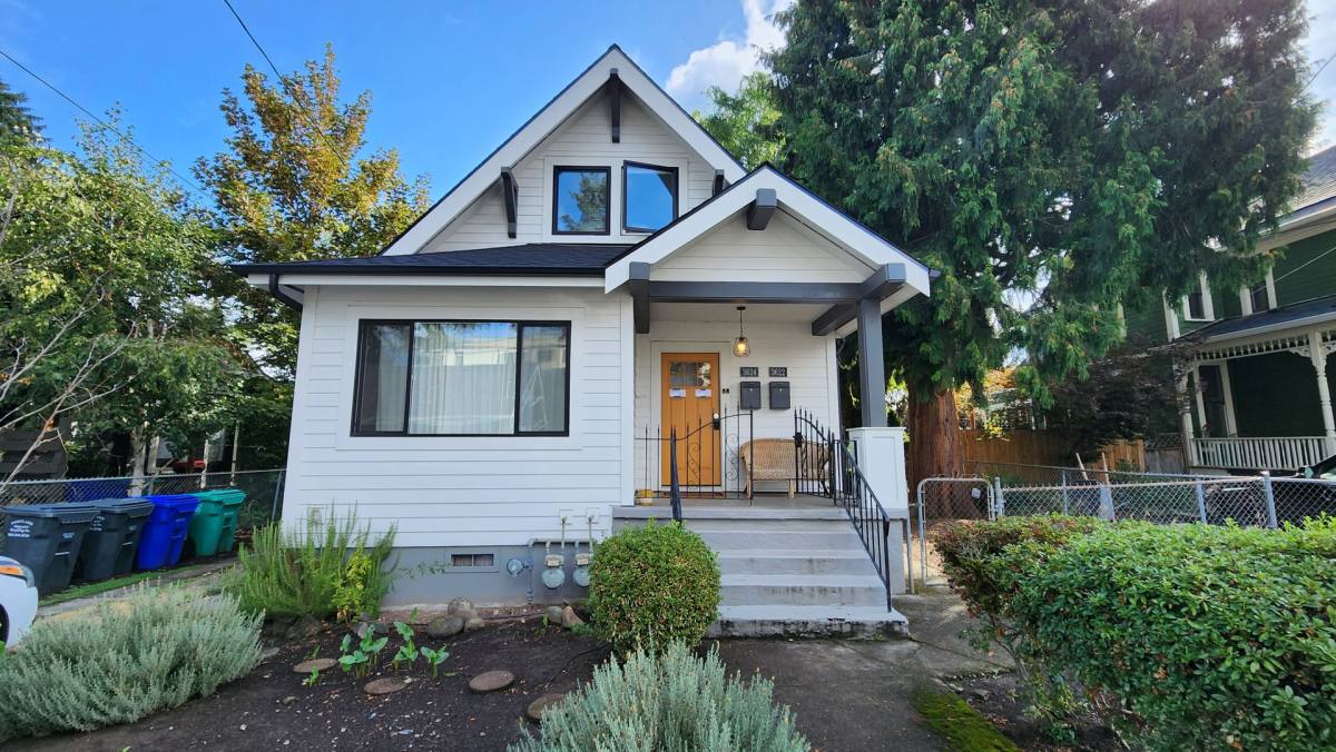 Apartment for rent at 3622-3624 NE Cleveland Ave, Portland, OR 97212
