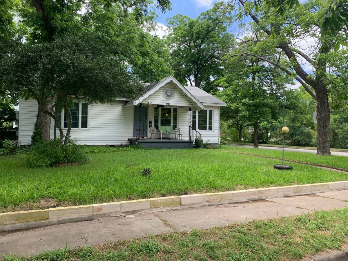 House for rent at 1515 Karen Ave, Austin, TX 78757