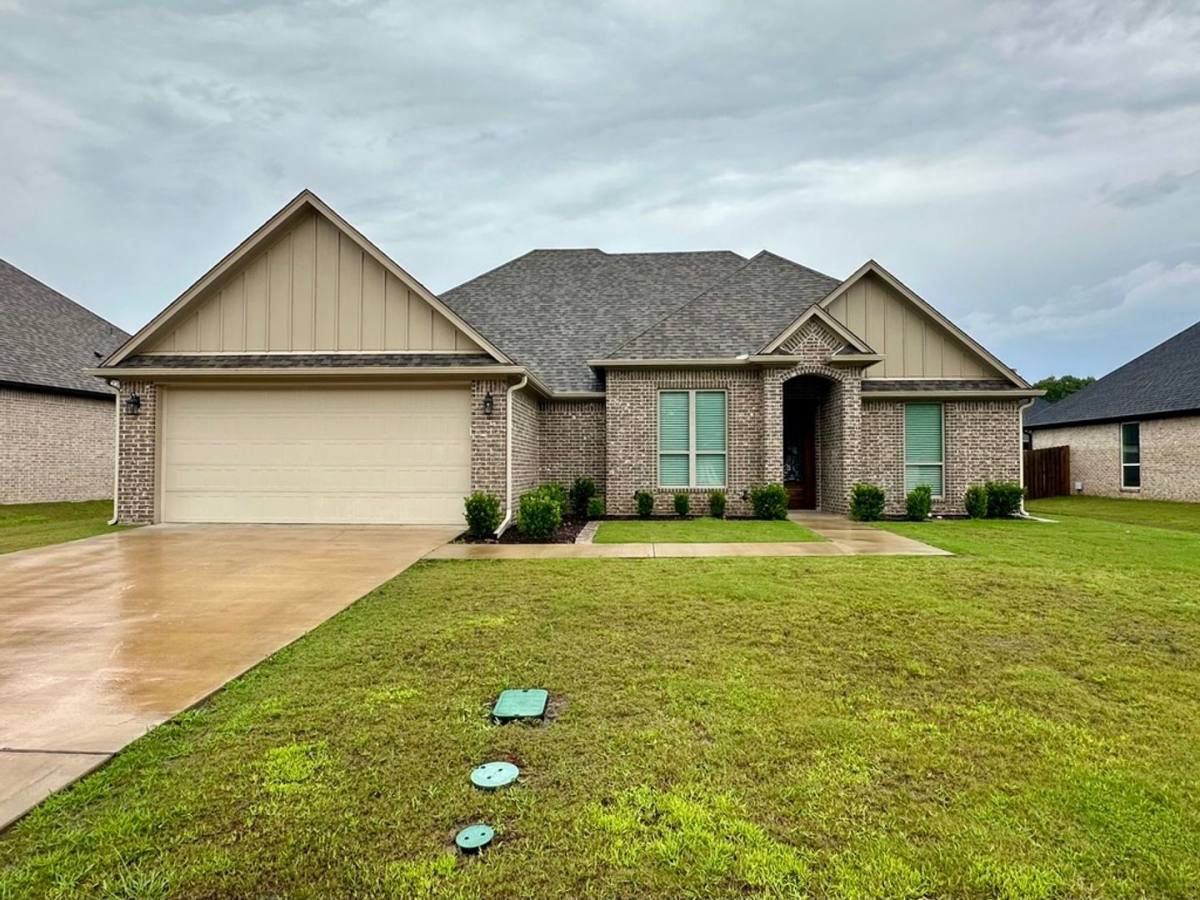 House for rent at 11924 Gillian Court, Tyler, TX 75703