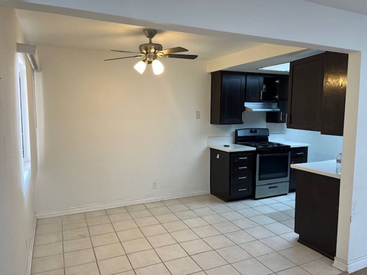 Apartment for rent at 13862 Pine St, Westminster, CA 92683