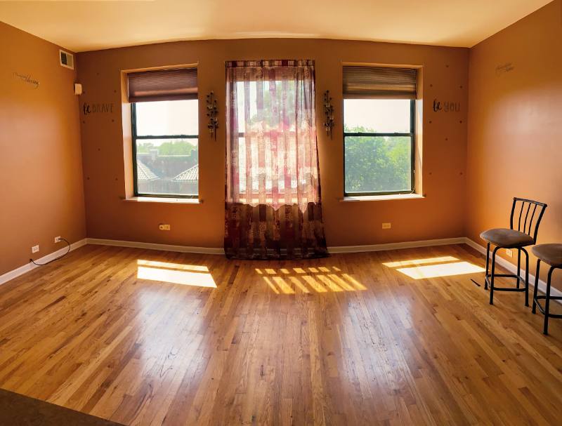 Condo for rent at 7201 S Yates Blvd #4, Chicago, IL 60649