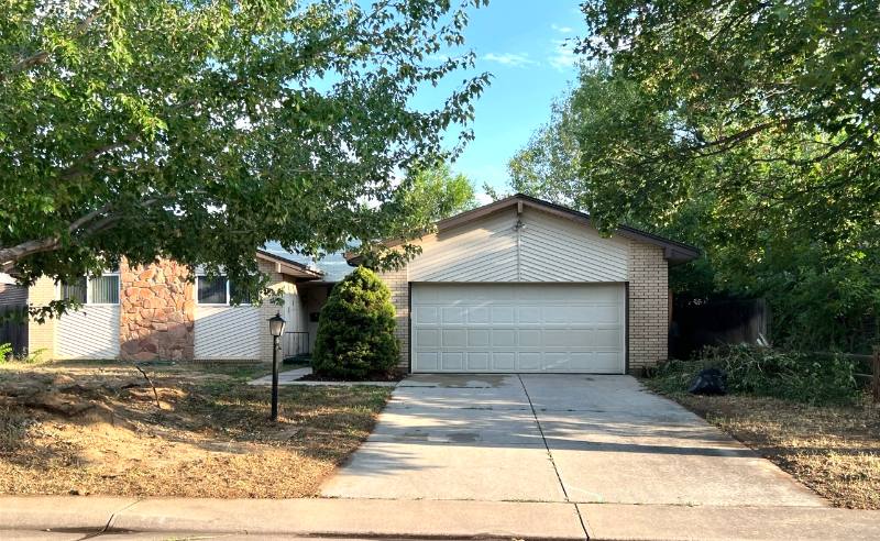 House for rent at 11958 E Arizona Ave, Aurora, CO 80012