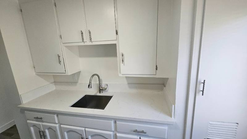 House for rent at 1520 E 85th St #6, Los Angeles, CA 90001