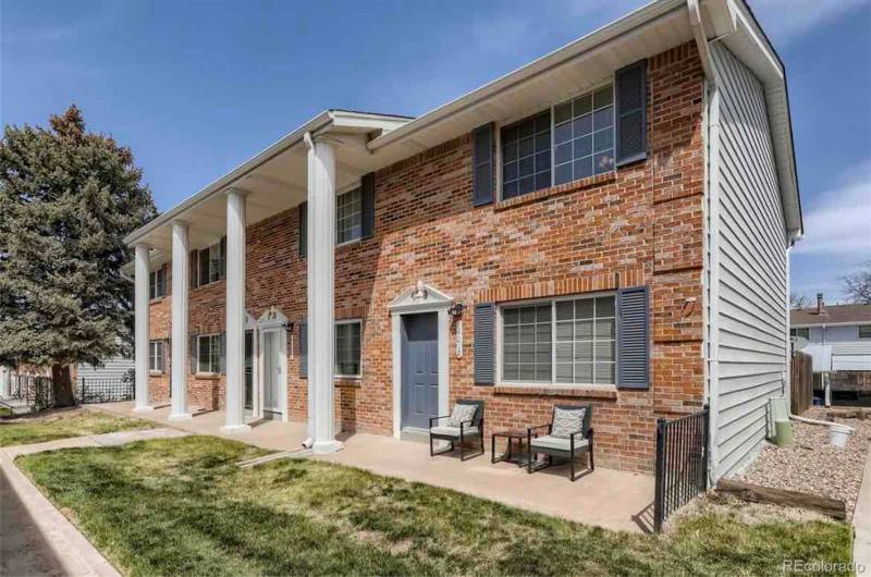 Townhouse for rent at 14012 E Utah Circle, Aurora, CO 80012