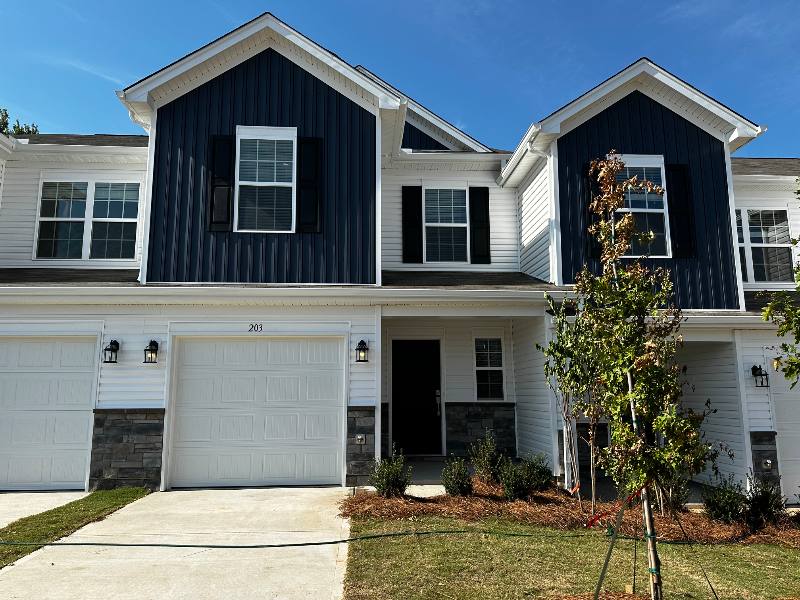 Townhouse for rent at 203 Eagle Watch, Greer, SC 29651