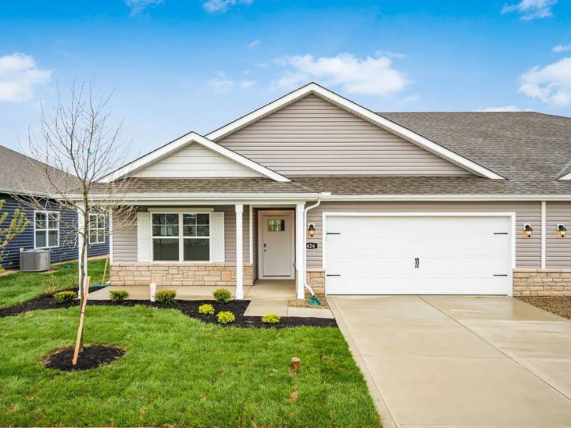 Townhouse for rent at 418 Helena Dr, Plain City, OH 43064