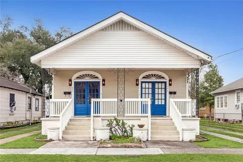 Townhouse for rent at 244 Nursery Ave, Metairie, LA 70005