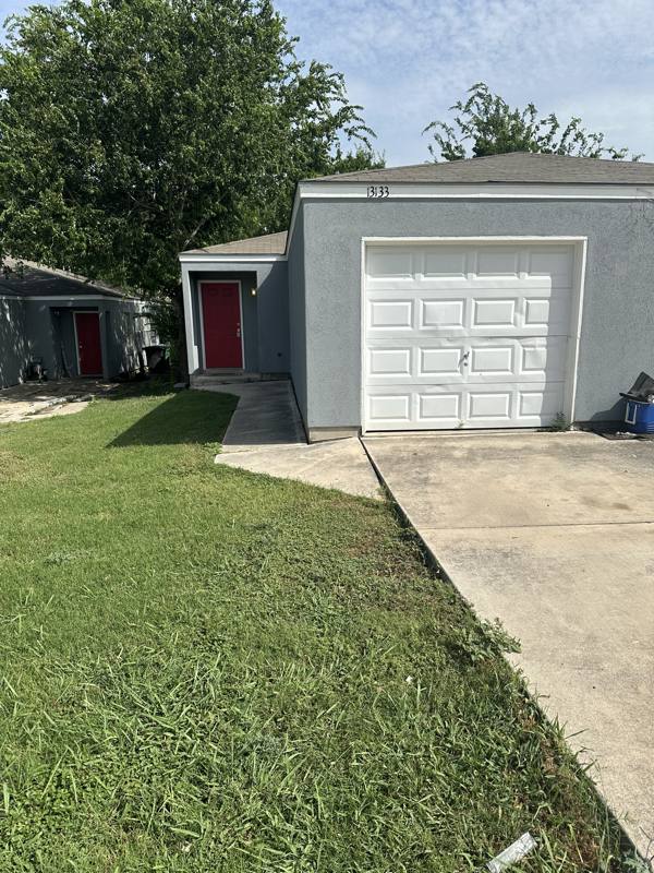 Townhouse for rent at 13133 Independence Ave, San Antonio, TX 78233