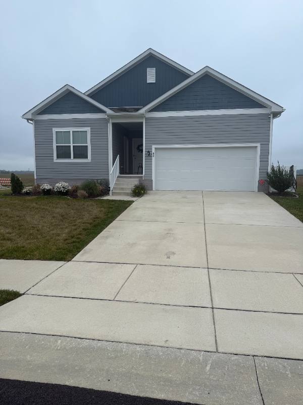 House for rent at 84 Pontoon Dr, Felton, DE 19943