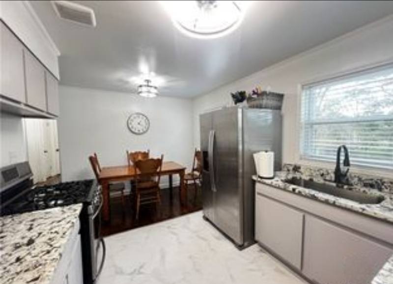 House for rent at 140 N Richmond St #100, Milledgeville, GA 31061