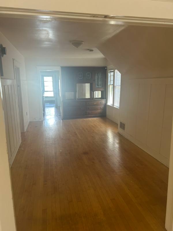 Apartment for rent at 1804 N Astor St #2, Milwaukee, WI 53202