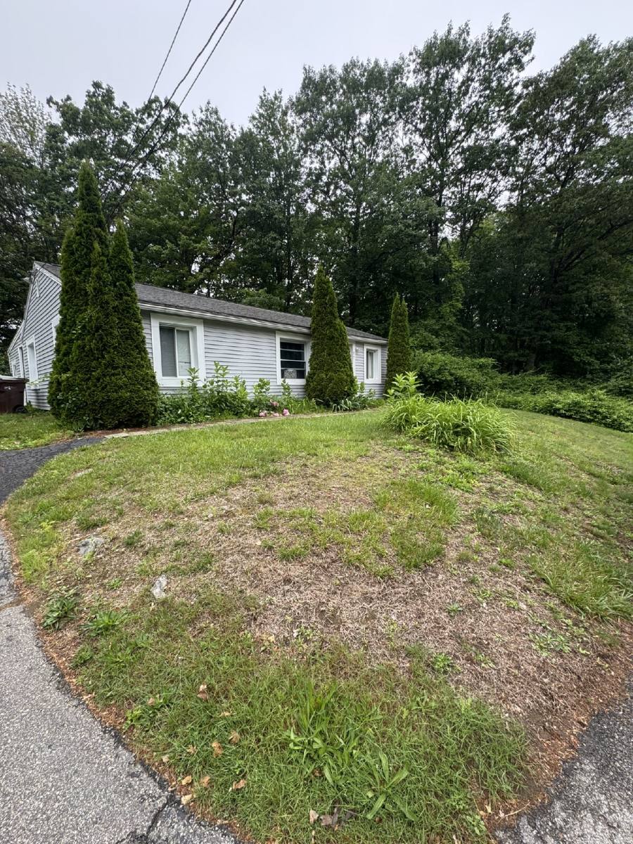 House for rent at 37 Elbridge Rd, Auburn, MA 01501