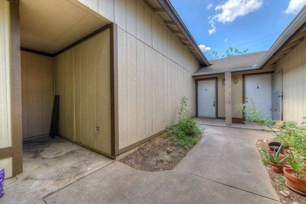 Townhouse for rent at 2412-B Burleson Court, Austin, TX 78741