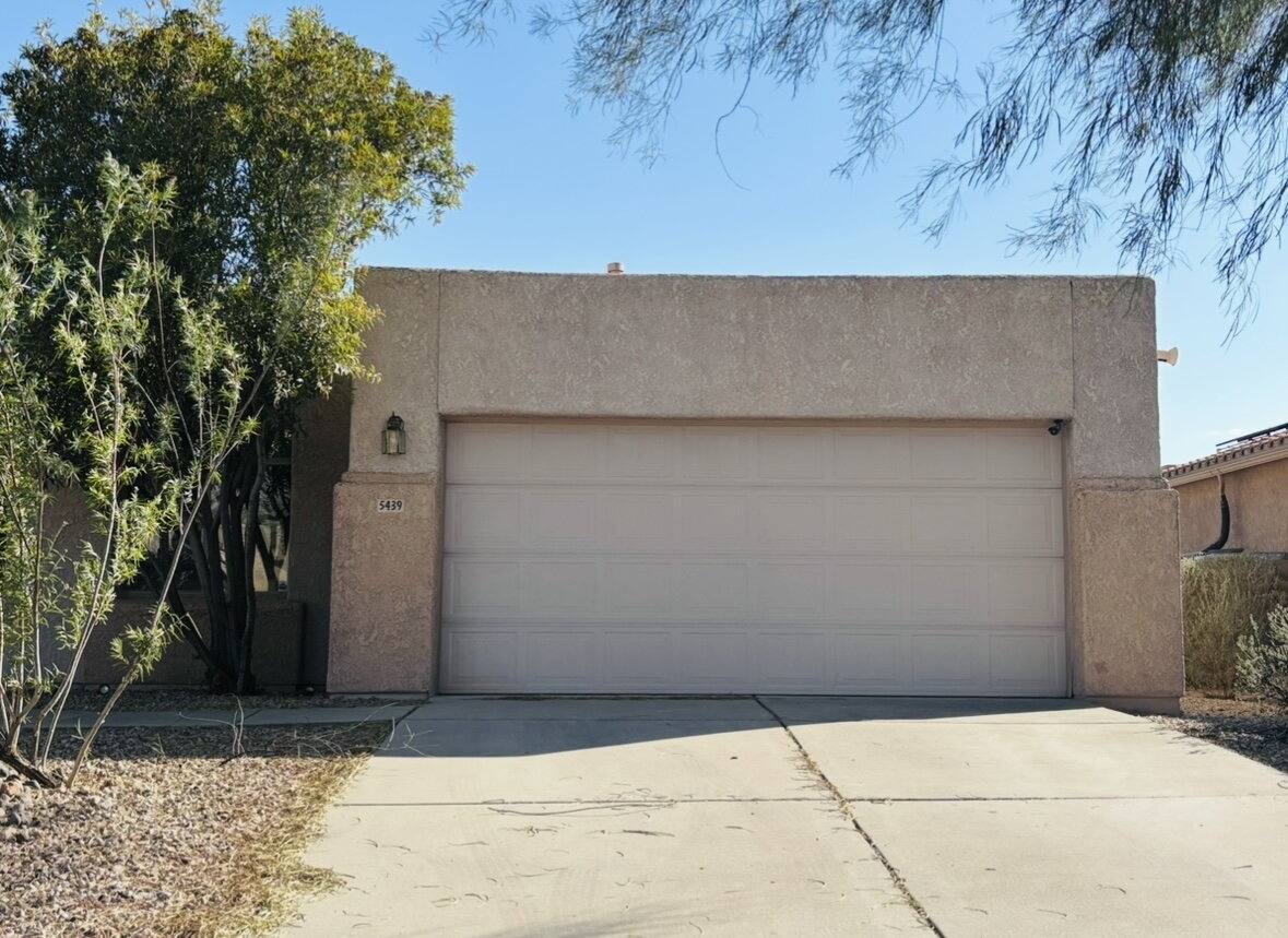 House for rent at 5439 N Mesquite Bosque Way, Tucson, AZ 85704