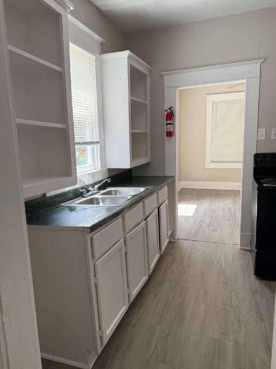 Apartment for rent at 214 E Huff Ave #2, San Antonio, TX 78214