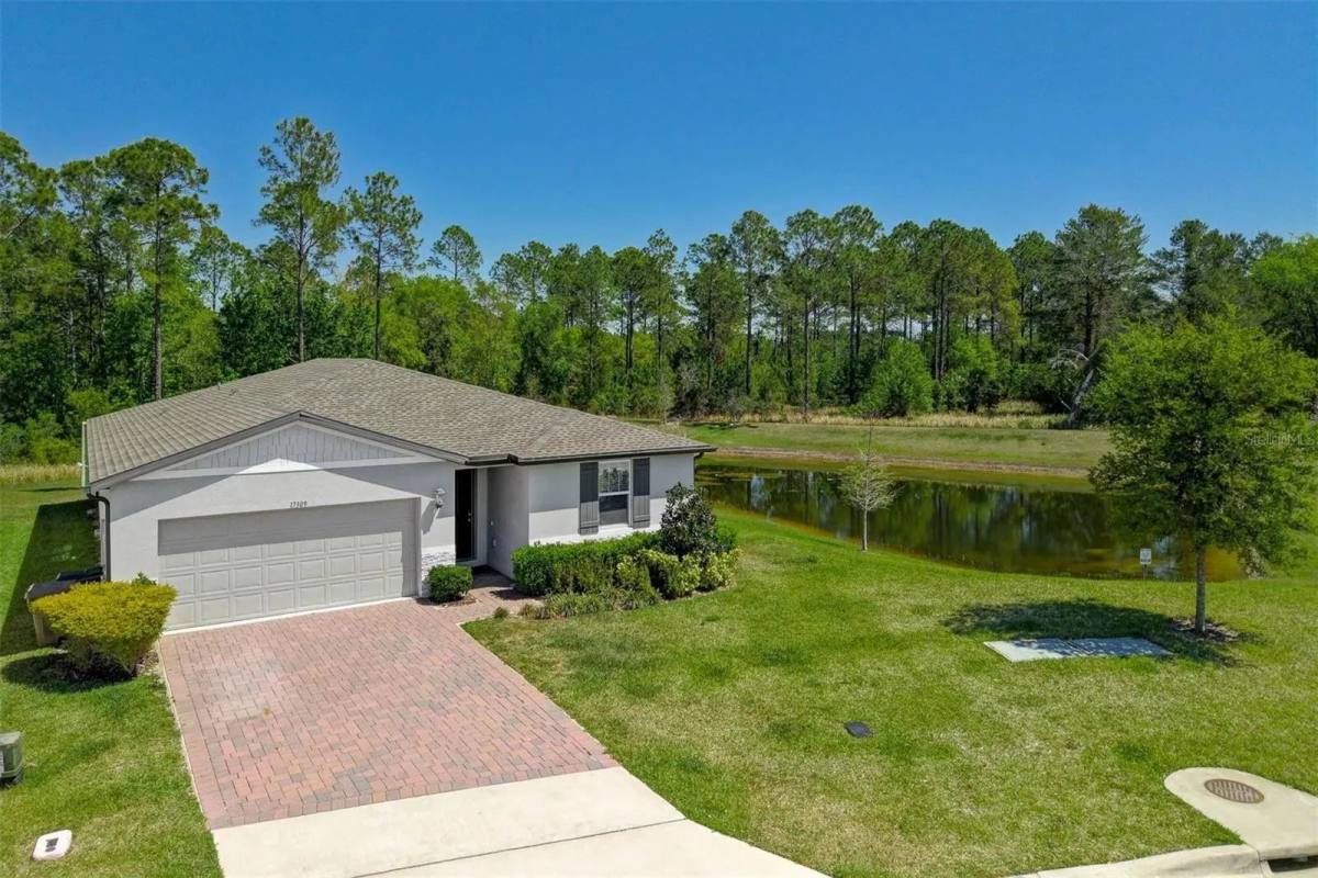 House for rent at 17309 Cagan Crossings Blvd, Davenport, FL 33897