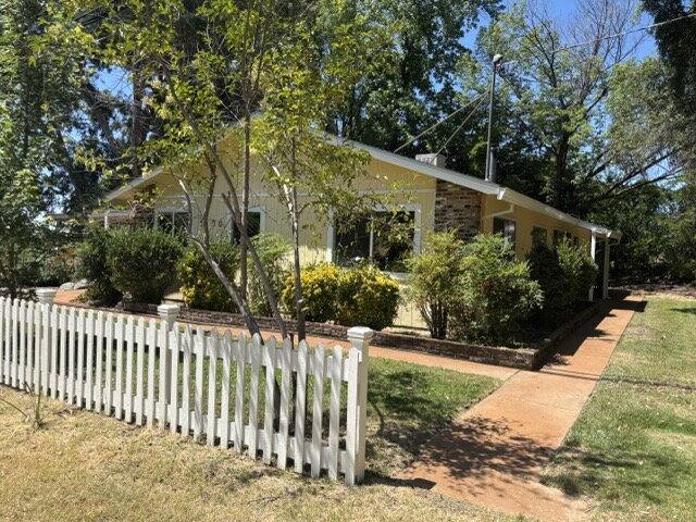 House for rent at 1100 Pear Ridge Rd, Placerville, CA 95667