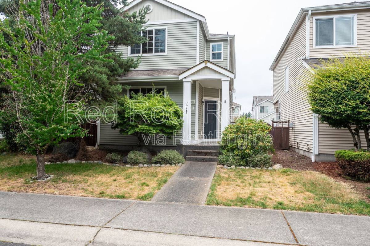 House for rent at 1725 182nd St E, Spanaway, WA 98387