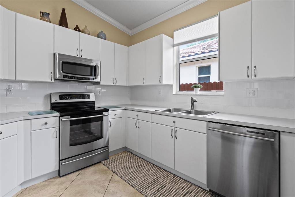 House for rent at 5101 SW 134th Ave, Hollywood, FL 33027