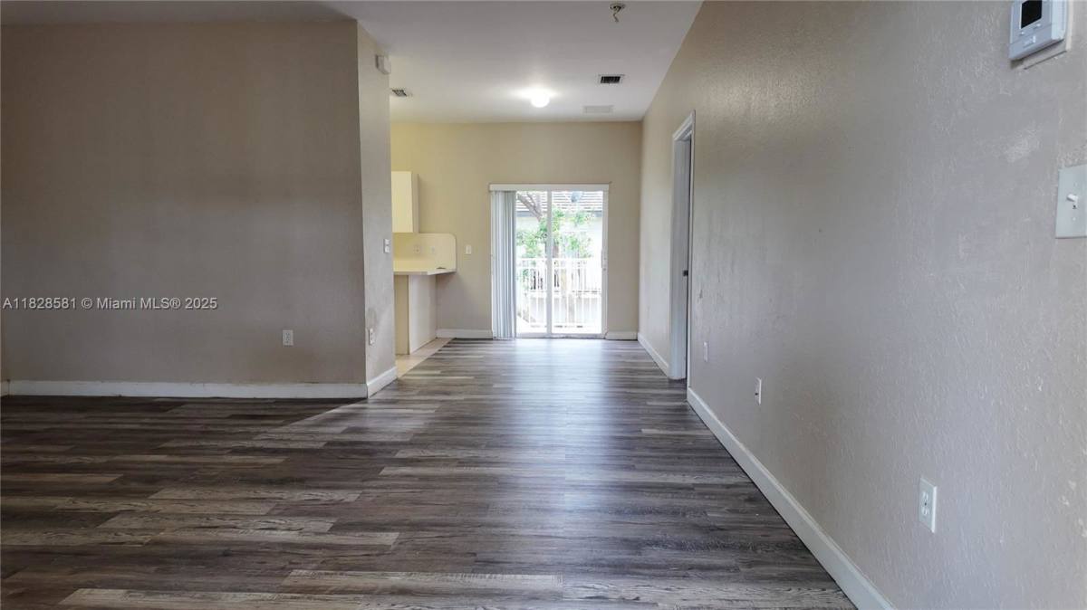 House for rent at 374 NE 27th Ave #203, Homestead, FL 33033