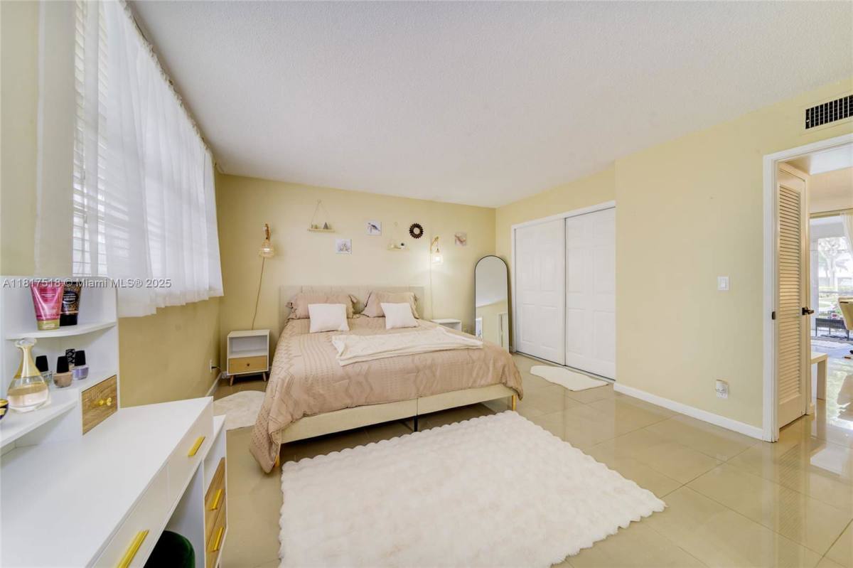 House for rent at 1040 SE 4th Ave #128, Deerfield Beach, FL 33441