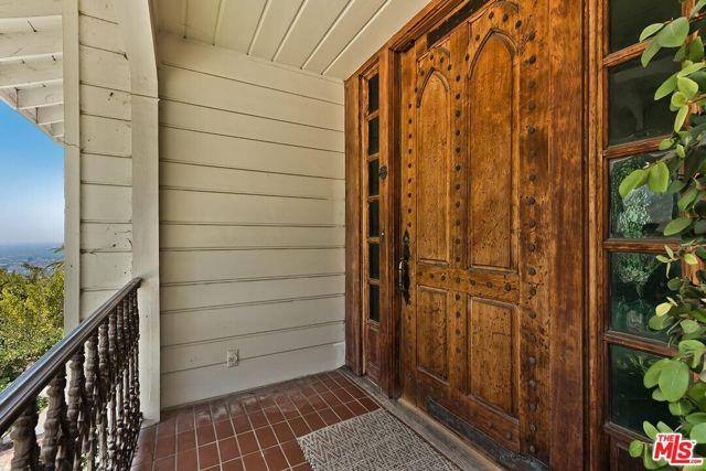 House for rent at 9354 Claircrest Dr, Beverly Hills, CA 90210