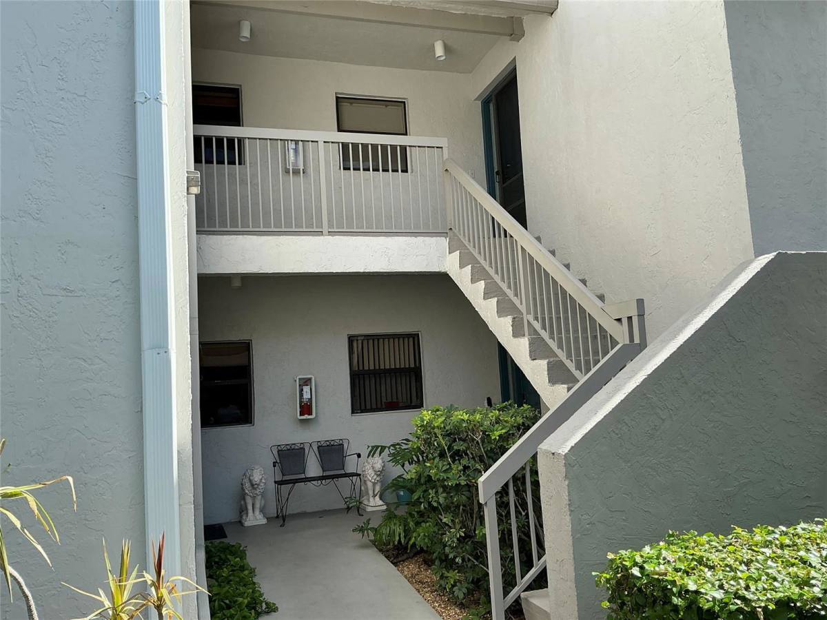 House for rent at 4729 NW 22nd St #4279, Pompano Beach, FL 33063