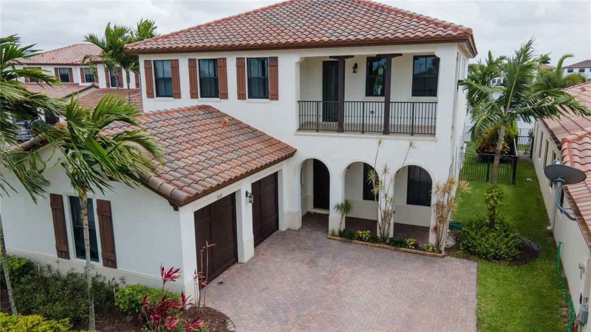 House for rent at 3492 NW 82nd Dr, Hollywood, FL 33024
