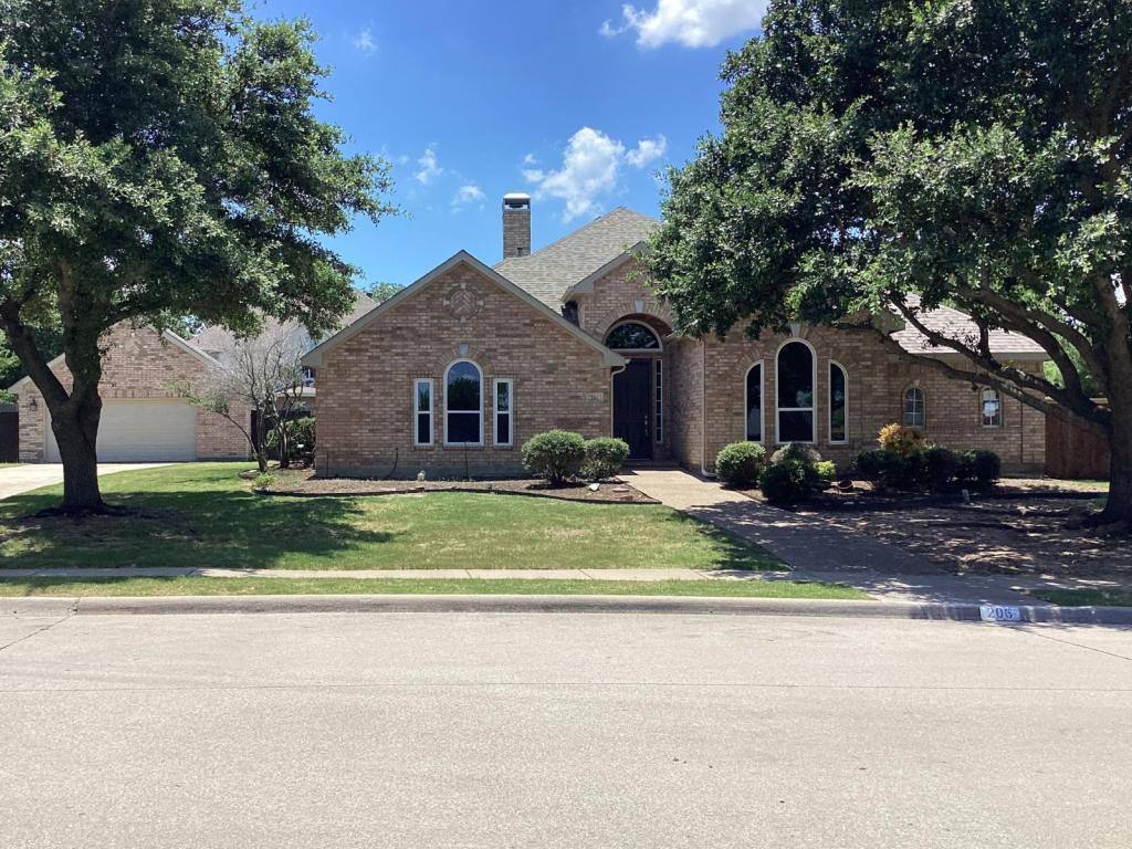 House for rent at 206 Chisholm Trail, Argyle, TX 76226