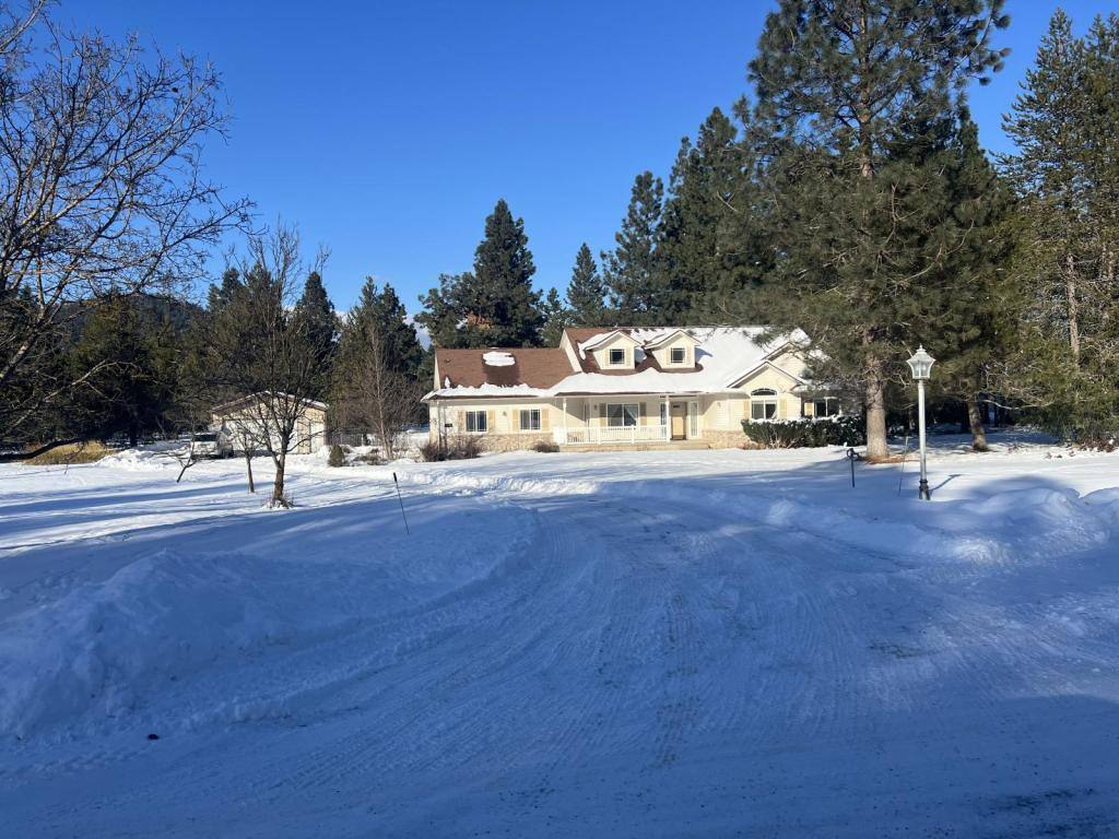House for rent at 1481 W Chaparral Ave, Rathdrum, ID 83858