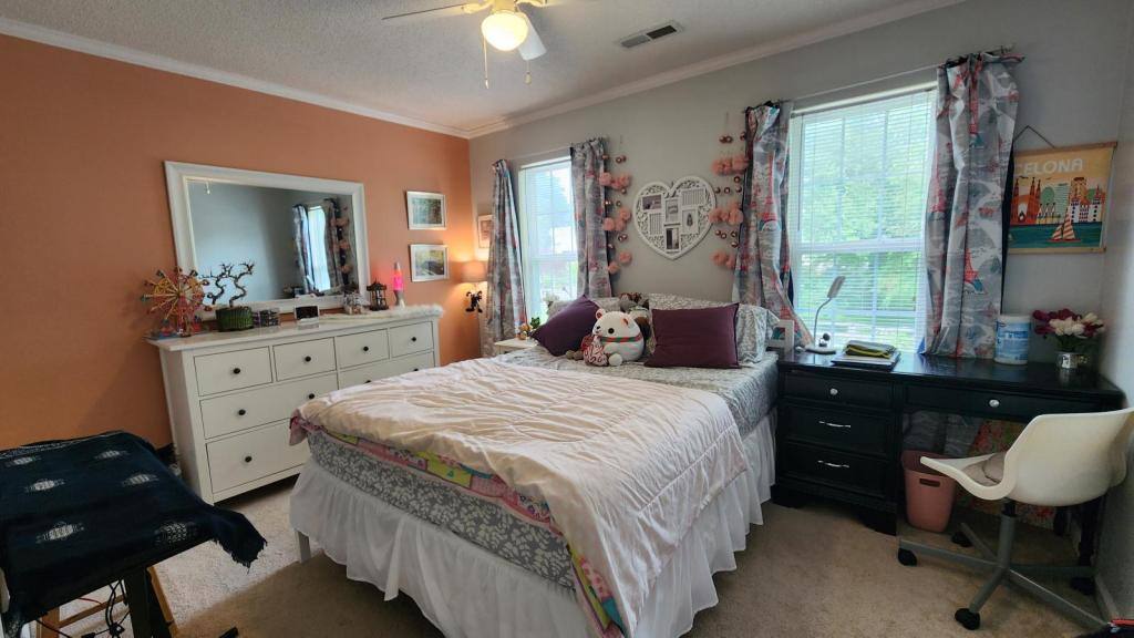House for rent at 3297 Valley Crossing Dr, Greensboro, NC 27410