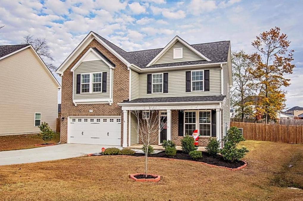 House for rent at 5137 Carson Allen Rd, Hope Mills, NC 28348