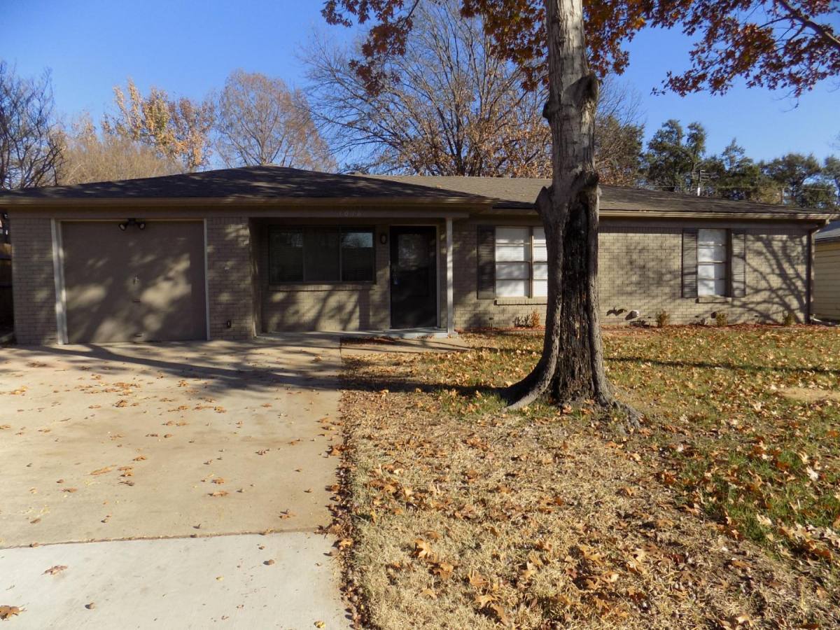 House for rent at 1016 Billie Ruth Lane, Hurst, TX 76053