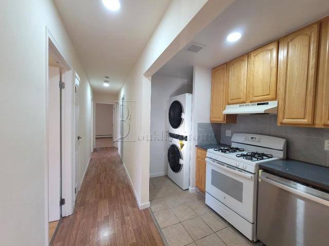 Apartment for rent at 12-01 26th Ave #3, Astoria, NY 11102
