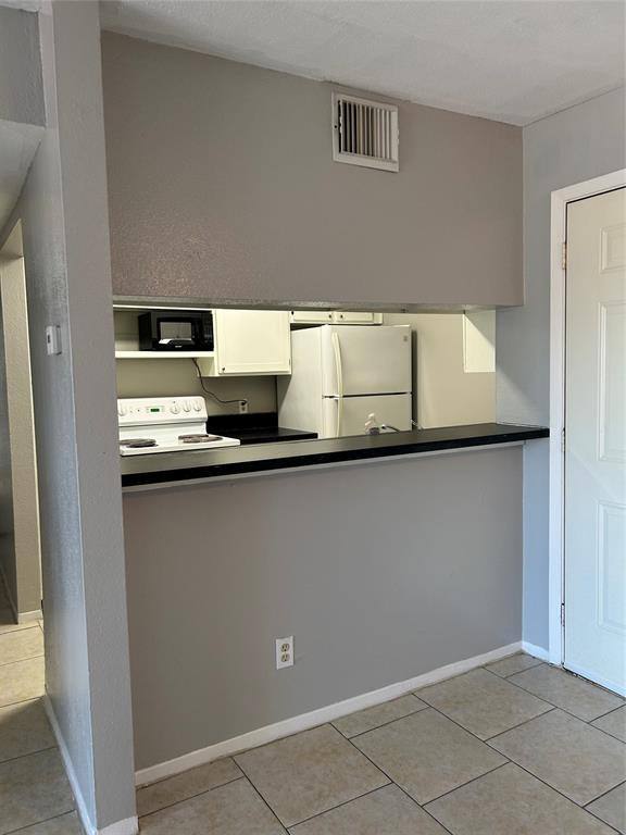 Condo for rent at 202 Plaza Verde Dr #A26, Houston, TX 77038