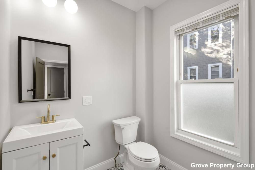 Apartment for rent at 531 E 5th #1, South Boston, MA 02127