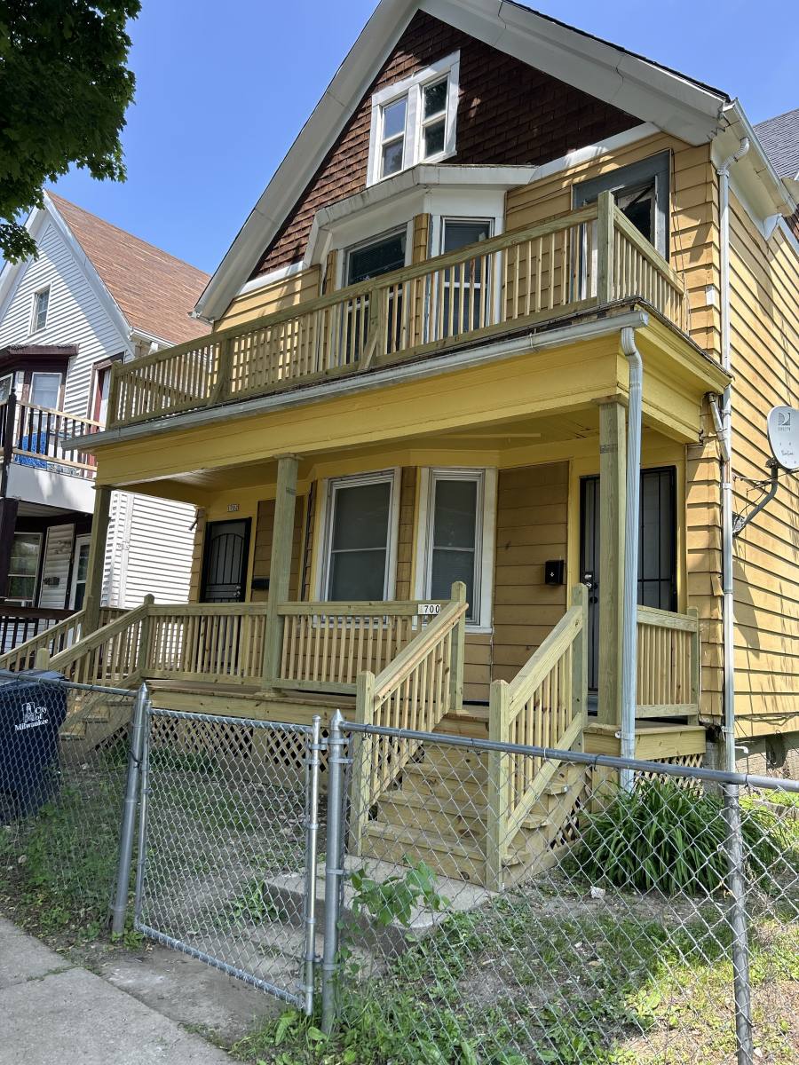 Townhouse for rent at 1700 N 28th St, Milwaukee, WI 53208