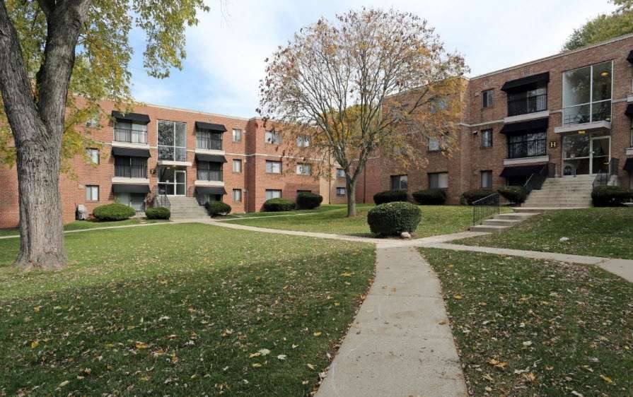 Apartment for rent at Waterford, 1925 Lawerence Rd, Havertown, PA 19083